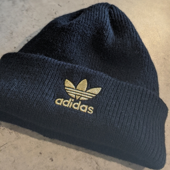 black and gold adidas beanie